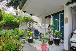 Dijual Rumah Premium dengan Fasilitas Sekitar Komplit di Karang Tengah, Tangerang Dijual Rumah Premium dengan Fasilitas Sekitar Komplit di Karang Tengah, Tangerang