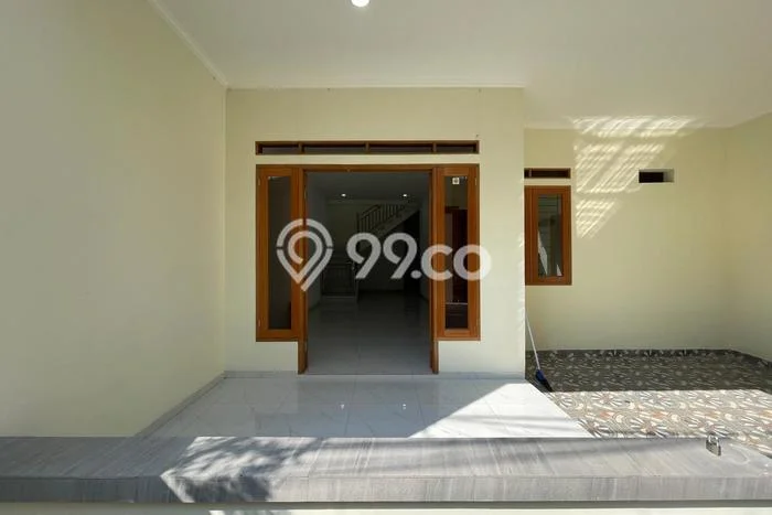 Jual Rumah Eksklusif 3 KT di Pondok Bambu, Jakarta Timur Jual Rumah Eksklusif 3 KT di Pondok Bambu, Jakarta Timur