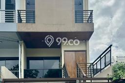 Rumah Mewah Dijual LT 100m2 di Duren Sawit, Jakarta Timur Rumah Mewah Dijual LT 100m2 di Duren Sawit, Jakarta Timur