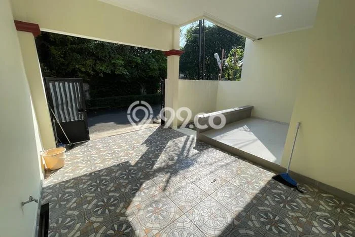 Jual Rumah Eksklusif 3 KT di Pondok Bambu, Jakarta Timur Jual Rumah Eksklusif 3 KT di Pondok Bambu, Jakarta Timur