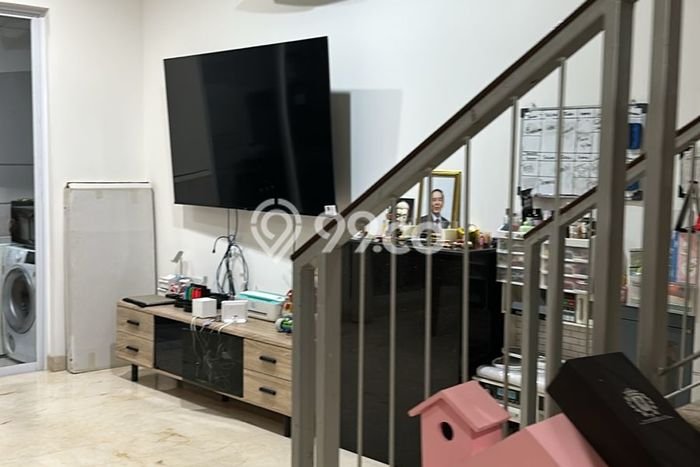 Rumah sewa siap pakai 4 KT di Golf Island, Jakarta Utara Rumah sewa siap pakai 4 KT di Golf Island, Jakarta Utara