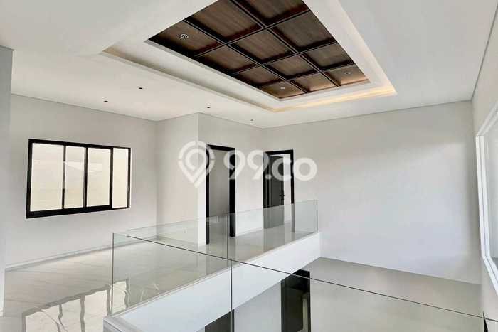 Ready to Use! Luxury House LT 600m2 Desain Modern di Citraland Ready to Use! Luxury House LT 600m2 Desain Modern di Citraland
