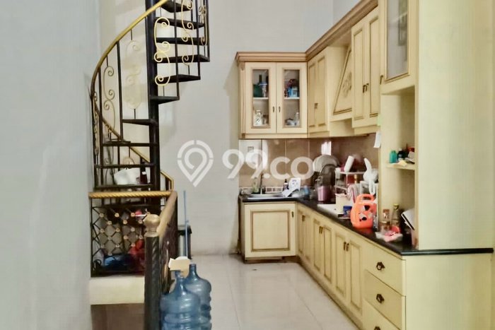 Ready to Use! Luxury House LT 175m2 Desain Elegan di Citraland Ready to Use! Luxury House LT 175m2 Desain Elegan di Citraland