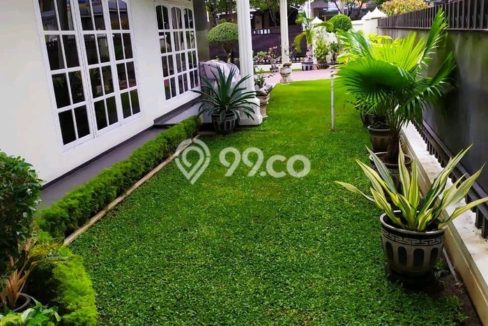 Jual Rumah Mewah Elegan Dengan View Eksklusif di Ketintang, Surabaya Jual Rumah Mewah Elegan Dengan View Eksklusif di Ketintang, Surabaya