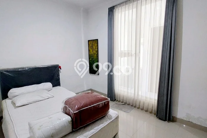 Dijual Hunian Rumah Terawat 4 KT di Darmo permai, Surabaya Dijual Hunian Rumah Terawat 4 KT di Darmo permai, Surabaya
