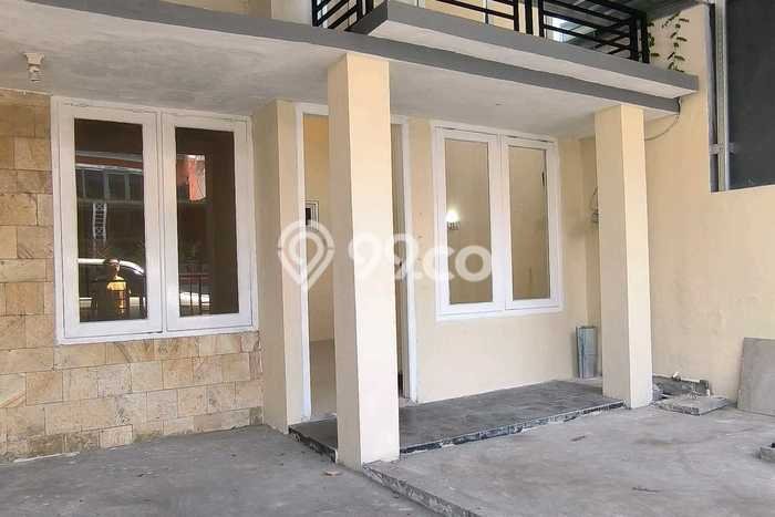 Rumah Modern Cantik 2 KT Siap Huni di Rungkut Rumah Modern Cantik 2 KT Siap Huni di Rungkut