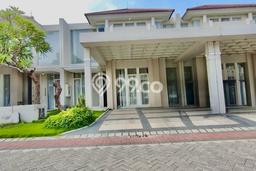 Hunian Mewah LB 212m2 Siap Pakai Desain Elegan di Margomulyo, Surabaya Hunian Mewah LB 212m2 Siap Pakai Desain Elegan di Margomulyo, Surabaya