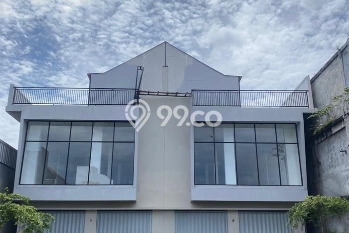 Ruko Dijual Lokasi Emas di Denpasar Barat Luas 140m2 Ruko Dijual Lokasi Emas di Denpasar Barat Luas 140m2