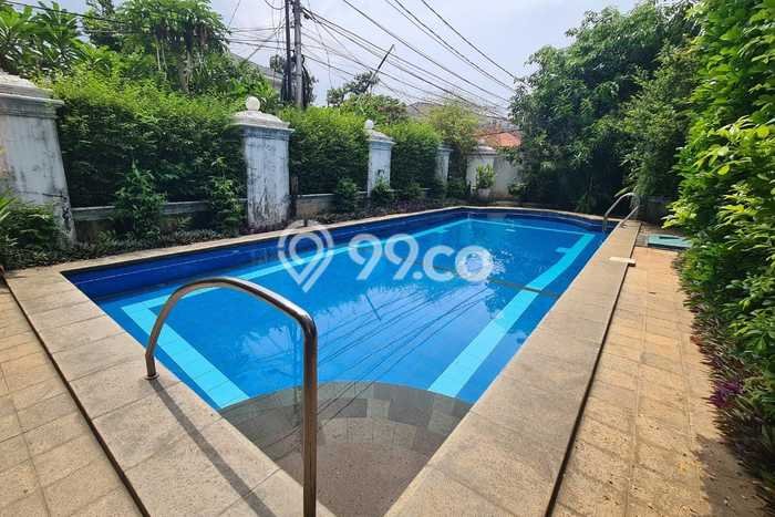 Dijual Rumah Premium dengan Fasilitas Sekitar Komplit di Menteng, Jakarta Pusat Dijual Rumah Premium dengan Fasilitas Sekitar Komplit di Menteng, Jakarta Pusat