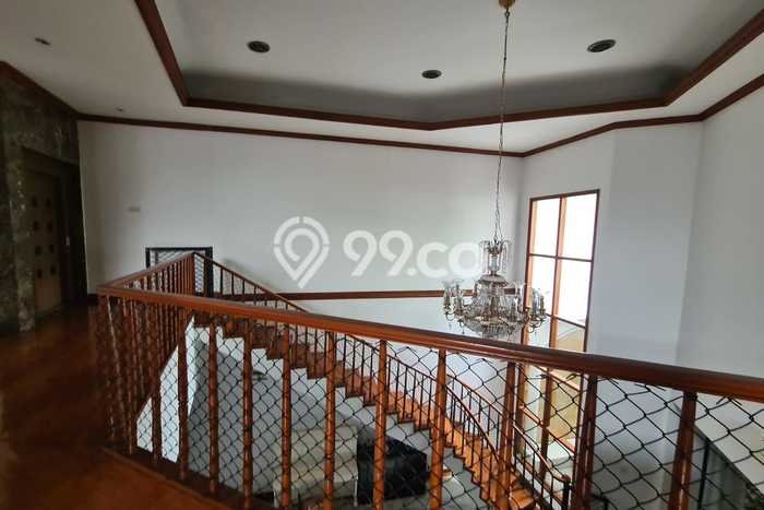Dijual Rumah Premium dengan Fasilitas Sekitar Komplit di Menteng, Jakarta Pusat Dijual Rumah Premium dengan Fasilitas Sekitar Komplit di Menteng, Jakarta Pusat
