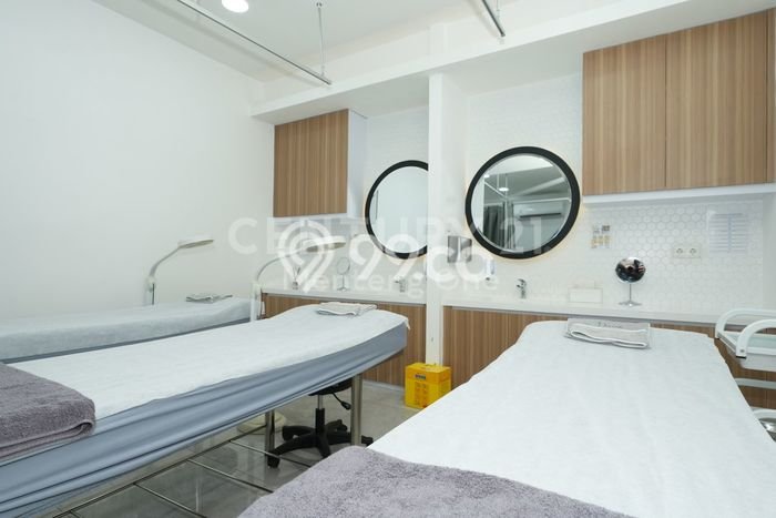 Kantor Dijual di Prime Area Jakarta Barat Luas 500m2 Kantor Dijual di Prime Area Jakarta Barat Luas 500m2