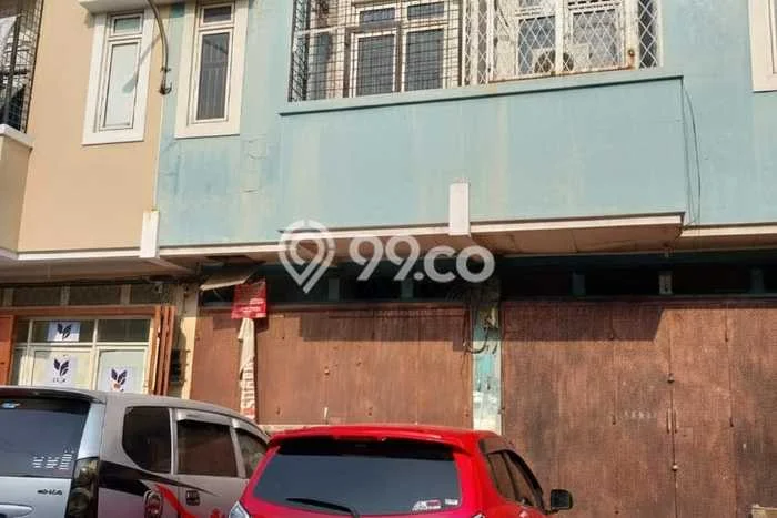 Ruko Dijual di Jakarta Barat LT 44m2 & LB 110m2 Lokasi Terbaik! Ruko Dijual di Jakarta Barat LT 44m2 & LB 110m2 Lokasi Terbaik!