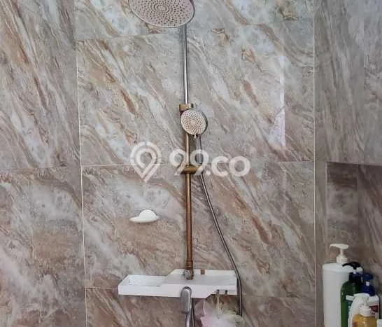 Hunian Mewah LB 700m2 Siap Huni Desain Elegan di Kalideres, Jakarta Barat Hunian Mewah LB 700m2 Siap Huni Desain Elegan di Kalideres, Jakarta Barat