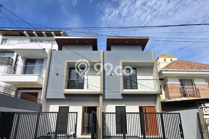 Dijual Hunian Rumah Nyaman 4 Kamar di Meruya, Jakarta Barat Dijual Hunian Rumah Nyaman 4 Kamar di Meruya, Jakarta Barat