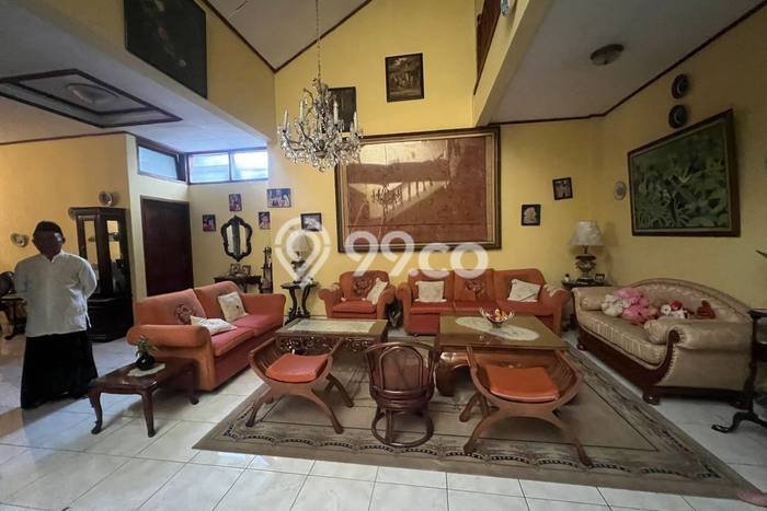 Best Deal Hunian Premium Ideal dan Luas di Menteng, Jakarta Pusat Best Deal Hunian Premium Ideal dan Luas di Menteng, Jakarta Pusat