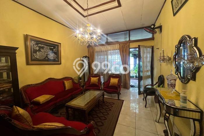 Best Deal Hunian Premium Ideal dan Luas di Menteng, Jakarta Pusat Best Deal Hunian Premium Ideal dan Luas di Menteng, Jakarta Pusat