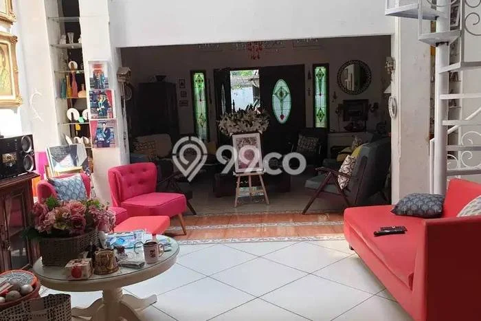 Rumah Eksklusif Siap Huni LT 800m2 di Menteng, Jakarta Pusat Rumah Eksklusif Siap Huni LT 800m2 di Menteng, Jakarta Pusat