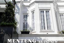 Dijual Hunian Mewah dengan Fasilitas Sekitar Lengkap di Menteng, Jakarta Pusat Dijual Hunian Mewah dengan Fasilitas Sekitar Lengkap di Menteng, Jakarta Pusat