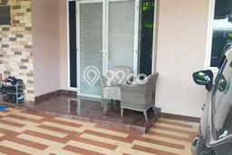 Ready to Use! Premium House LT 144m2 Desain Elegan di Harapan Indah Ready to Use! Premium House LT 144m2 Desain Elegan di Harapan Indah