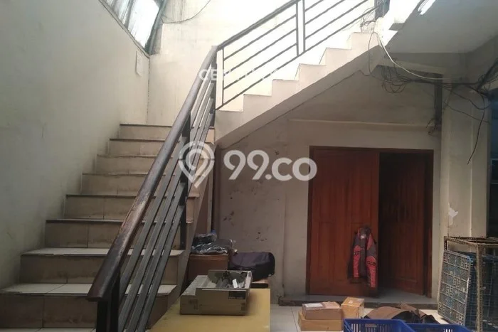 LOKASI STRATEGIS! Kantor di Lengkong, Luas 354m2m², Keramaian Tinggi LOKASI STRATEGIS! Kantor di Lengkong, Luas 354m2m², Keramaian Tinggi