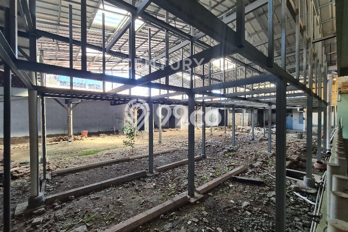 Unit Ruko Dijual di Pekalipan Cirebon Luas Tanah 1805m2, Luas Bangunan 800m2 Unit Ruko Dijual di Pekalipan Cirebon Luas Tanah 1805m2, Luas Bangunan 800m2