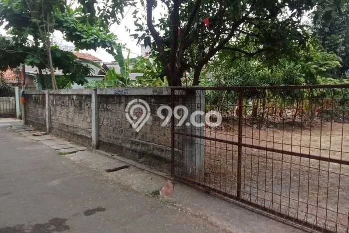 Tanah Dijual Lokasi Strategis di Jakarta Selatan dengan Luas 950m2 Tanah Dijual Lokasi Strategis di Jakarta Selatan dengan Luas 950m2