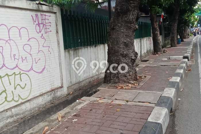 Tanah Kavling Dijual di Bintaro, Jakarta Selatan dengan Luas Tanah 2000m2 Tanah Kavling Dijual di Bintaro, Jakarta Selatan dengan Luas Tanah 2000m2
