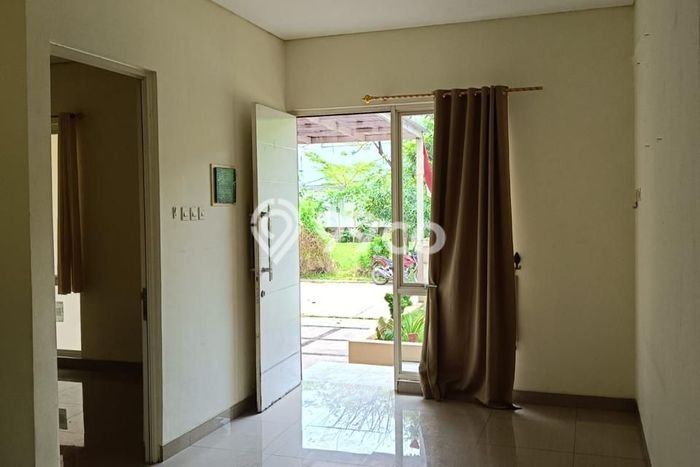 Rumah Sewa Bekasi LT 114m2 LB 69m2 Area Harapan Indah Rumah Sewa Bekasi LT 114m2 LB 69m2 Area Harapan Indah
