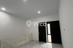 Disewakan! Rumah 3 Kamar Tidur &
2 Kamar Mandi di Pondok Ungu, Bekasi Disewakan! Rumah 3 Kamar Tidur &
2 Kamar Mandi di Pondok Ungu, Bekasi