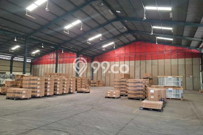 Unit Gudang Paling Strategis di Cakung Jakarta Timur dengan LB 1728m2 Unit Gudang Paling Strategis di Cakung Jakarta Timur dengan LB 1728m2