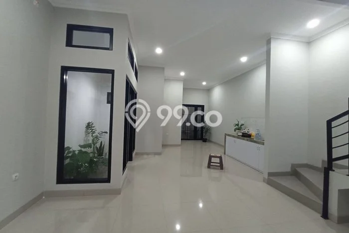 Hunian Nyaman Asri 4 KT Siap Huni di Cinere Jakarta Selatan Hunian Nyaman Asri 4 KT Siap Huni di Cinere Jakarta Selatan