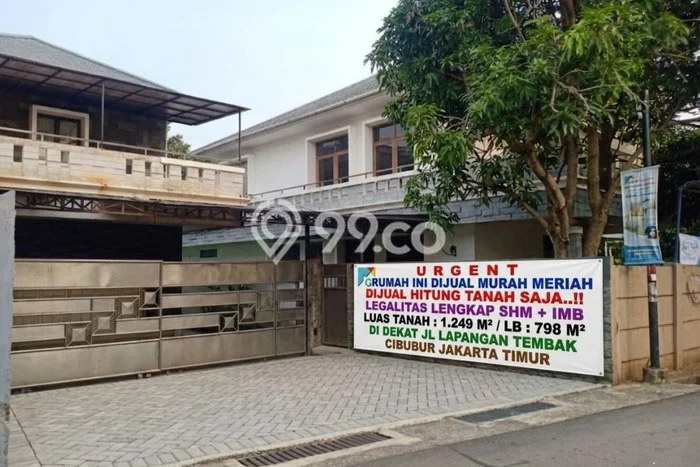 Hunian Mewah Siap Huni LT 1249m2 di Ciracas, Jakarta Timur Hunian Mewah Siap Huni LT 1249m2 di Ciracas, Jakarta Timur
