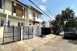 Dijual Rumah 3 Kamar Lokasi Strategis Bagus dan Strategis di Rawalumbu Dijual Rumah 3 Kamar Lokasi Strategis Bagus dan Strategis di Rawalumbu
