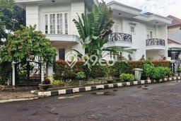 Rumah Mewah LB 700m2 Siap Pakai Desain Elegan di Bekasi Kota, Bekasi Rumah Mewah LB 700m2 Siap Pakai Desain Elegan di Bekasi Kota, Bekasi