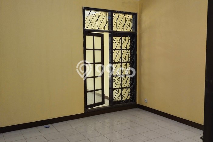 Jarang Ada! Rumah Kontrakan 5 Kamar Nyaman Siap Huni Joglo Jarang Ada! Rumah Kontrakan 5 Kamar Nyaman Siap Huni Joglo