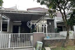 Kesempatan Memiliki Rumah 2 Kamar Tidur dan 1 Kamar Mandi di , Dekat Pusat Kota, Malang Kesempatan Memiliki Rumah 2 Kamar Tidur dan 1 Kamar Mandi di , Dekat Pusat Kota, Malang