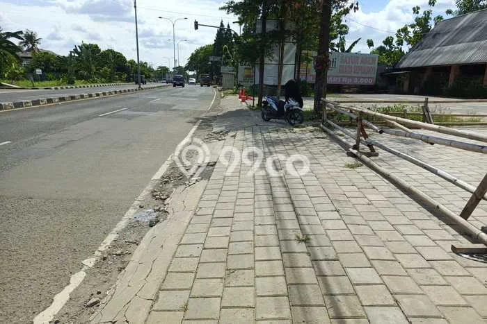 Disewakan Ruko Premium Kawasan Gunung Putri, Luas 400m2m², Area Ramai Disewakan Ruko Premium Kawasan Gunung Putri, Luas 400m2m², Area Ramai