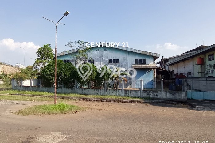 Lokasi Strategis! Dijual Gudang Bisnis di Cibitung, Bekasi Kondisi Baik Lokasi Strategis! Dijual Gudang Bisnis di Cibitung, Bekasi Kondisi Baik