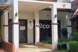 For Sale Rumah 4 Kamar Lokasi Strategis Bagus dan Strategis di Lippo Cikarang For Sale Rumah 4 Kamar Lokasi Strategis Bagus dan Strategis di Lippo Cikarang