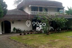 Ready to Use! Luxury House LT 370m2 Desain Elegan di Jatiwaringin Ready to Use! Luxury House LT 370m2 Desain Elegan di Jatiwaringin