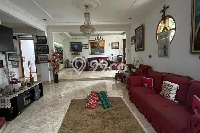 Rumah Minimalis 6 KT LT 266m2 di Depok I Rumah Minimalis 6 KT LT 266m2 di Depok I