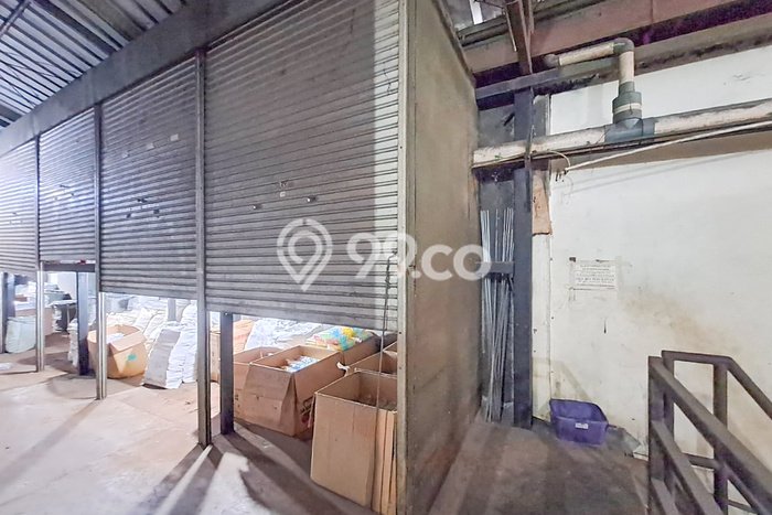 FOR SALE! Gudang di Ciputat Tangerang Selatan, LT 310m2, LB 280m2 FOR SALE! Gudang di Ciputat Tangerang Selatan, LT 310m2, LB 280m2
