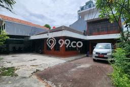 Rumah Luxury Modern Tanpa Renovasi di Salemba Jakarta Pusat Rumah Luxury Modern Tanpa Renovasi di Salemba Jakarta Pusat