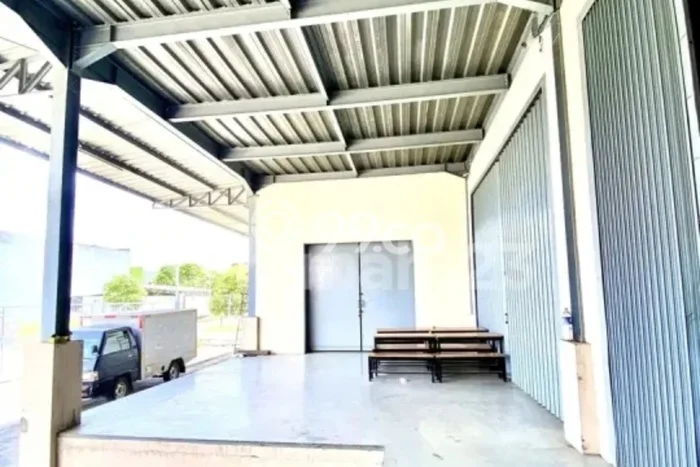Gudang disewakan di Tarumajaya Bekasi dengan luas bangunan 2200m2 Gudang disewakan di Tarumajaya Bekasi dengan luas bangunan 2200m2