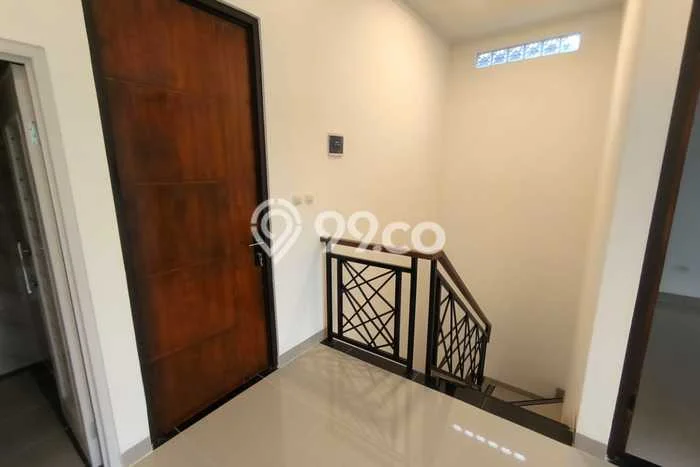 Rumah Modern Cantik 4 Kamar Bisa Langsung Pindah di Babakan Madang Rumah Modern Cantik 4 Kamar Bisa Langsung Pindah di Babakan Madang