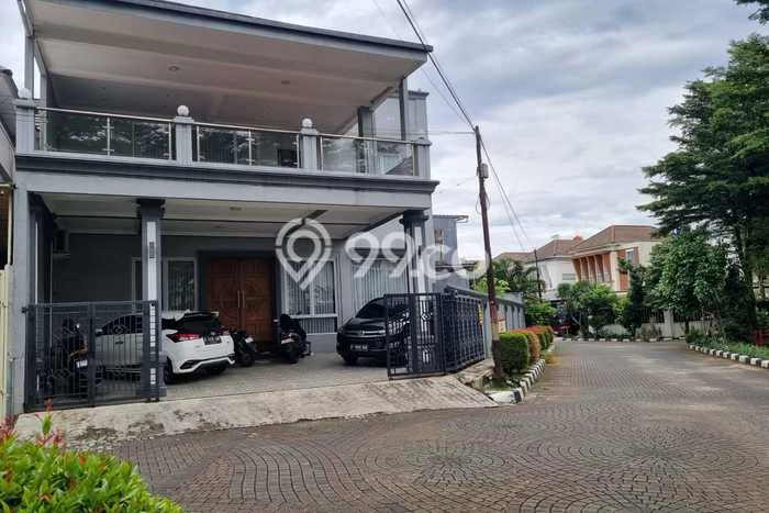 Rumah Mewah LB 280m2 Siap Huni Desain Elegan di Tanah Sareal, Bogor Rumah Mewah LB 280m2 Siap Huni Desain Elegan di Tanah Sareal, Bogor