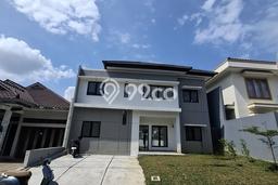 Rumah Luxury Modern Tanpa Renovasi di Sentul City Bogor Rumah Luxury Modern Tanpa Renovasi di Sentul City Bogor