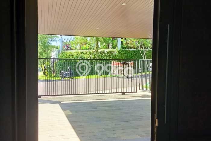 Hunian Elit LB 250m2 Siap Huni Desain Elegan di Sentul City, Bogor Hunian Elit LB 250m2 Siap Huni Desain Elegan di Sentul City, Bogor