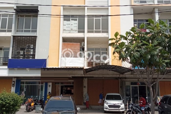 Ruko Bagus Dijual LB 153m2 Lokasi Strategis Jakarta Barat Area Cocok untuk Berbisnis Ruko Bagus Dijual LB 153m2 Lokasi Strategis Jakarta Barat Area Cocok untuk Berbisnis