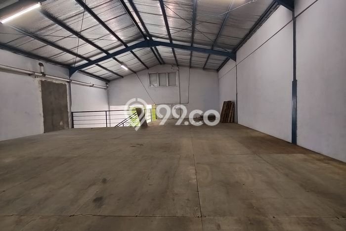 Gudang Bagus Dijual LB 252m2 Lokasi Strategis Jakarta Barat Area Cocok untuk Bisnis Gudang Bagus Dijual LB 252m2 Lokasi Strategis Jakarta Barat Area Cocok untuk Bisnis